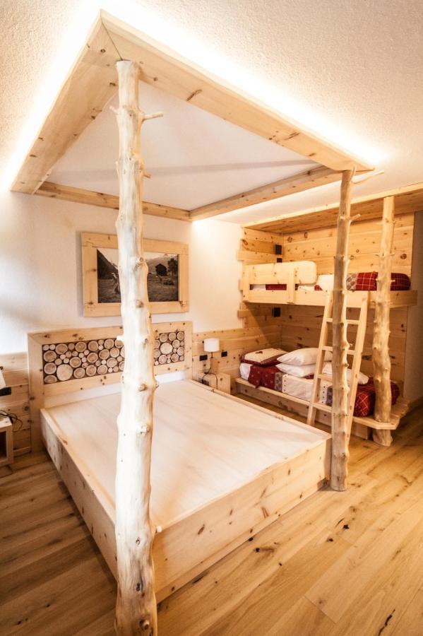 Pracorno di Rabbi Mas Dei Bati Bed & Breakfast エクステリア 写真